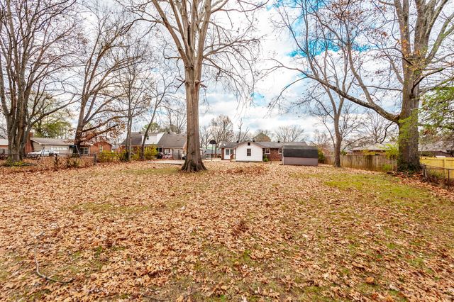 124 Anchor Dr, Hendersonville, TN 37075