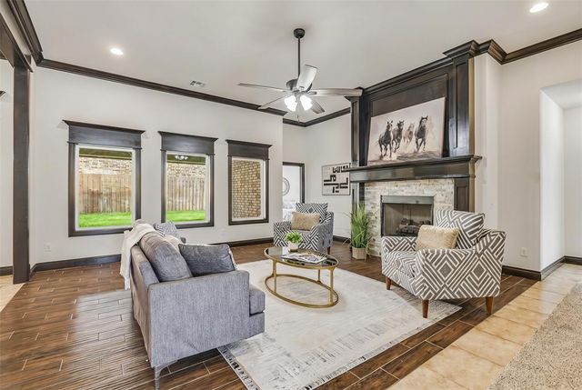 2313 E Kellan Court Terrace, Mustang, OK 73064