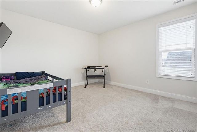 5726 Pondhaven Drive, Fayetteville, NC 28314
