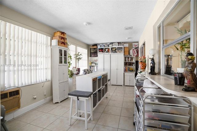 5409 NW 49th Ave, Tamarac, FL 33319