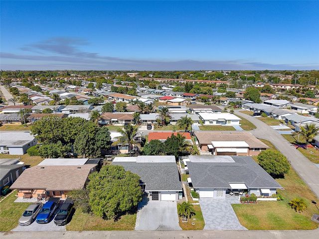 5409 NW 49th Ave, Tamarac, FL 33319