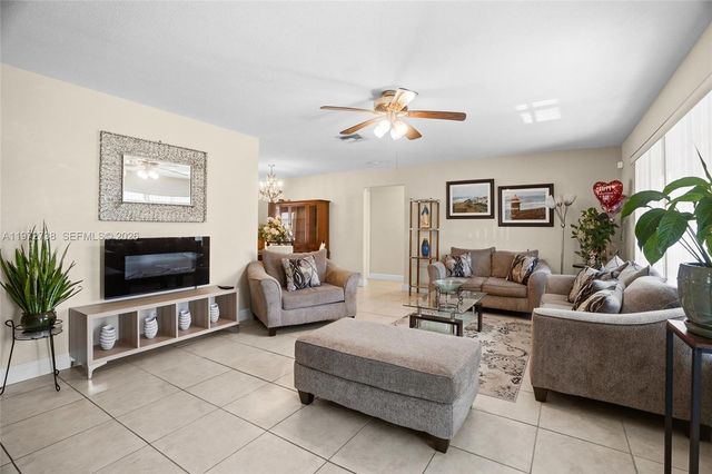 5409 NW 49th Ave, Tamarac, FL 33319