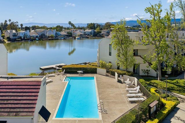 234 Shorebird Circle, Redwood City, CA 94065