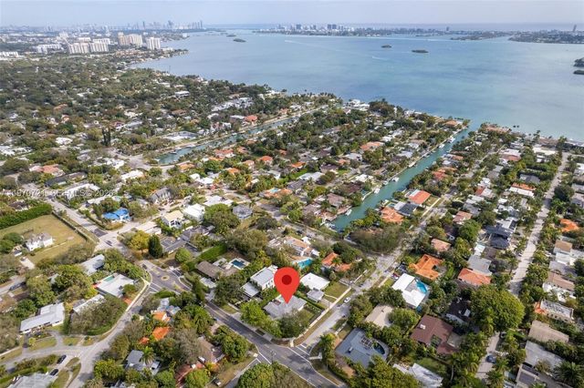 1001 NE 86th St, Miami, FL 33138