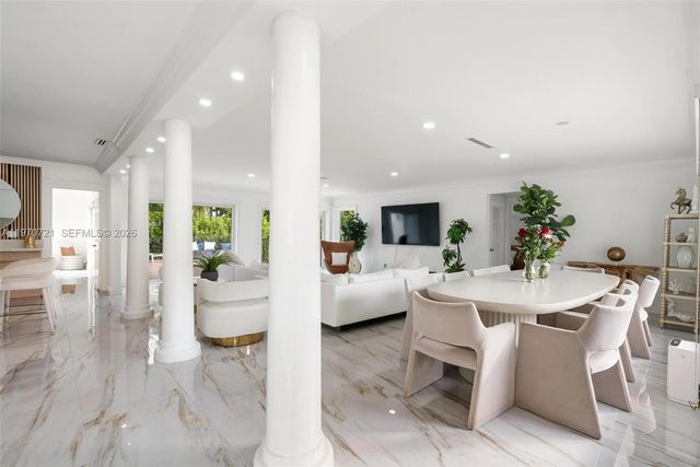 1001 NE 86th St, Miami, FL 33138