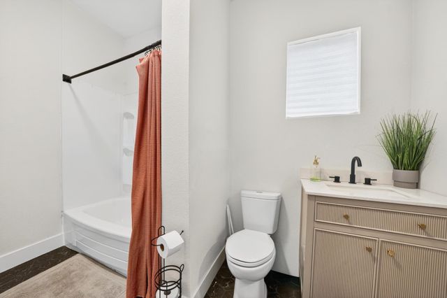 1509 N Maple St, Spokane, WA 99201