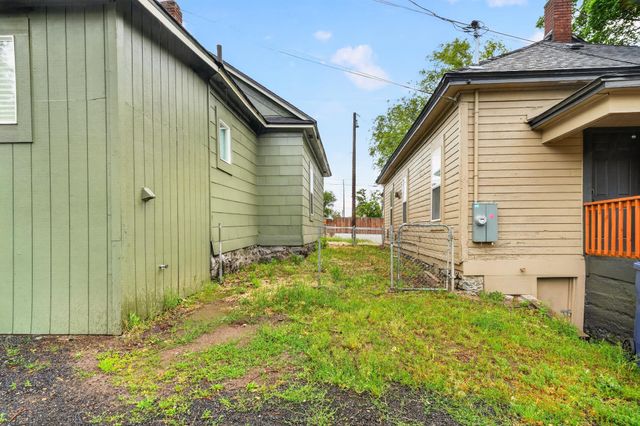 1509 N Maple St, Spokane, WA 99201