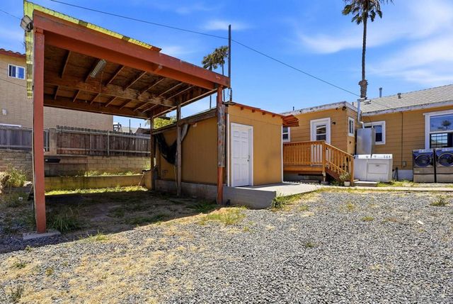 1071 1069 Madison Ave, Chula Vista, CA 91911