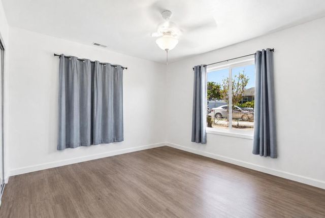 1071 1069 Madison Ave, Chula Vista, CA 91911