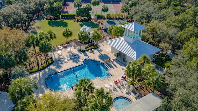 375-377 Beachside Drive, Panama City Beach, FL 32413