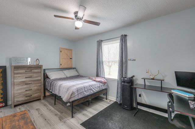 636 Warner Bridge Rd, Shelbyville, TN 37160