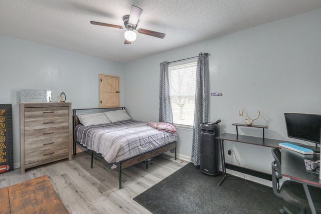 636 Warner Bridge Rd, Shelbyville, TN 37160