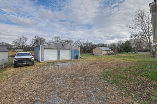 636 Warner Bridge Rd, Shelbyville, TN 37160