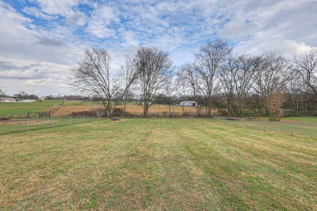 636 Warner Bridge Rd, Shelbyville, TN 37160