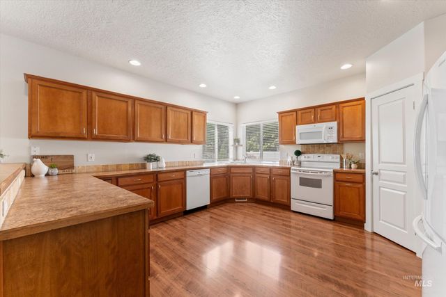 1251 E Palermo St, Meridian, ID 83642
