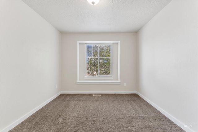 1251 E Palermo St, Meridian, ID 83642