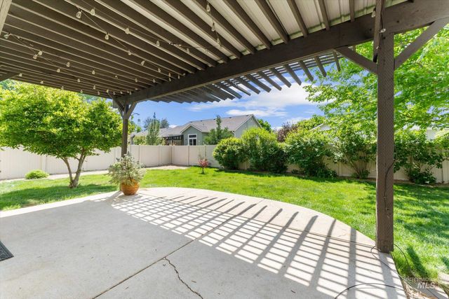 1251 E Palermo St, Meridian, ID 83642