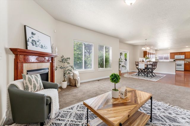 1251 E Palermo St, Meridian, ID 83642