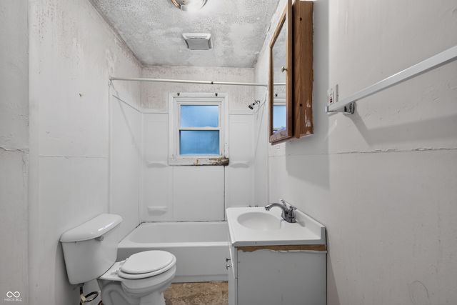2821 S Fleming Street, Indianapolis, IN 46241