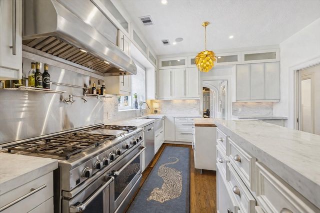 1206 Hyde Park Boulevard, Houston, TX 77006