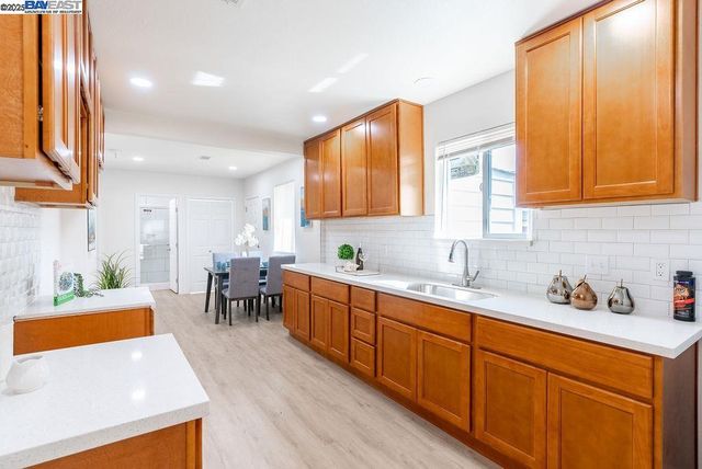 4733 E Washington St, Stockton, CA 95215