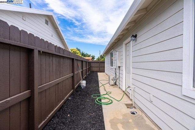 4733 E Washington St, Stockton, CA 95215