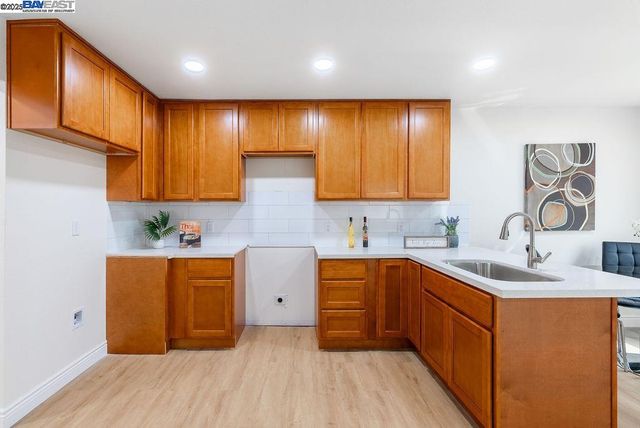 4733 E Washington St, Stockton, CA 95215