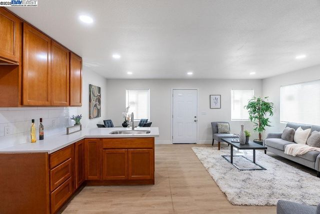 4733 E Washington St, Stockton, CA 95215