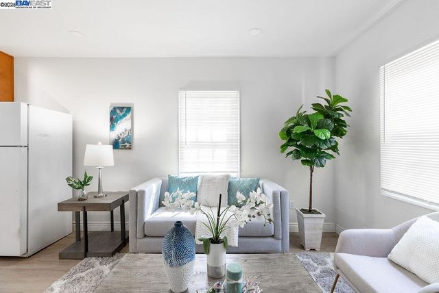 4733 E Washington St, Stockton, CA 95215