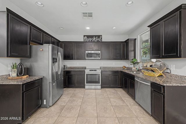 255 N 69TH Place, Mesa, AZ 85207