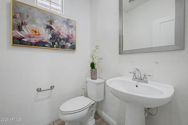 255 N 69TH Place, Mesa, AZ 85207