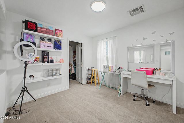 255 N 69TH Place, Mesa, AZ 85207