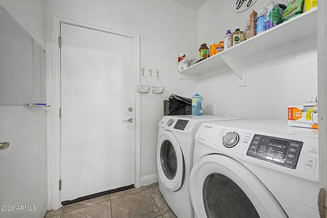 255 N 69TH Place, Mesa, AZ 85207