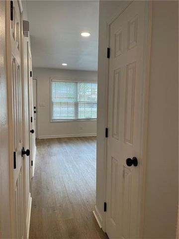 359 Mimosa Drive, Buford, GA 30518