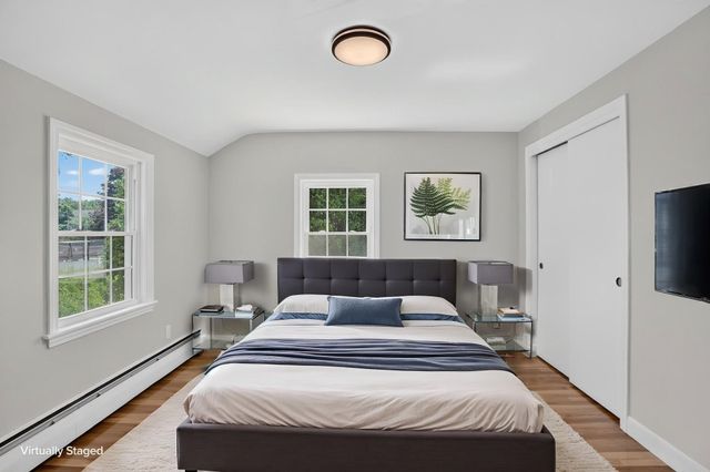 299 Concord Rd, Bedford, MA 01730