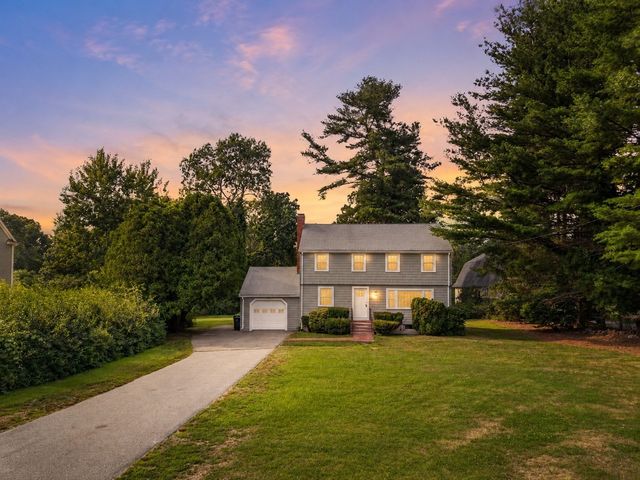 299 Concord Rd, Bedford, MA 01730