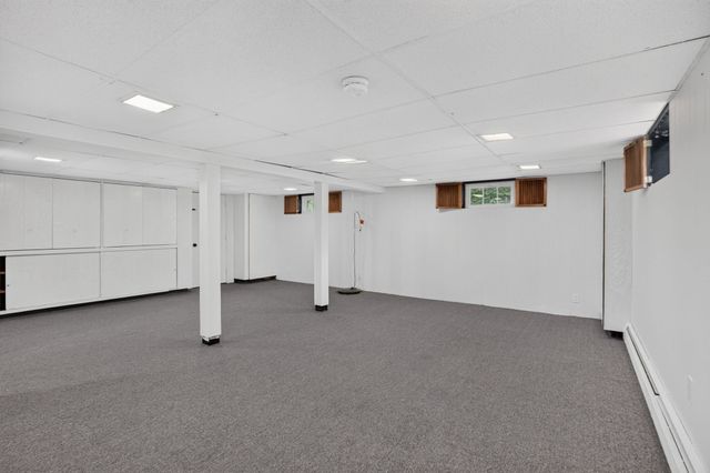 299 Concord Rd, Bedford, MA 01730