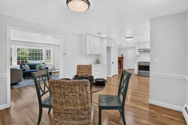 299 Concord Rd, Bedford, MA 01730