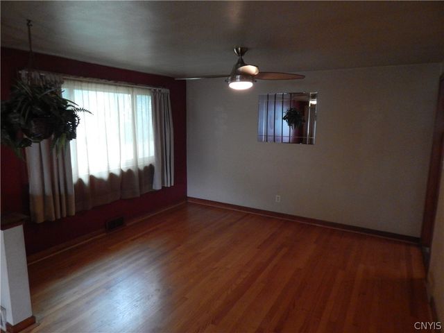 217 Briggs Street, Syracuse, NY 13208