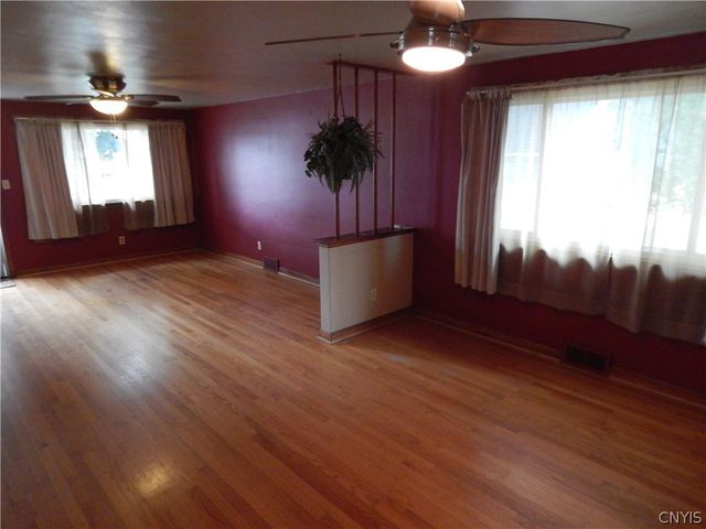 217 Briggs Street, Syracuse, NY 13208