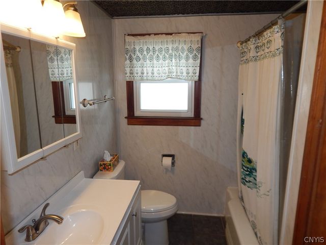 217 Briggs Street, Syracuse, NY 13208