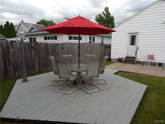217 Briggs Street, Syracuse, NY 13208