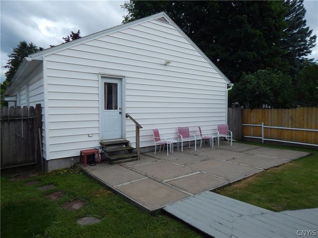 217 Briggs Street, Syracuse, NY 13208