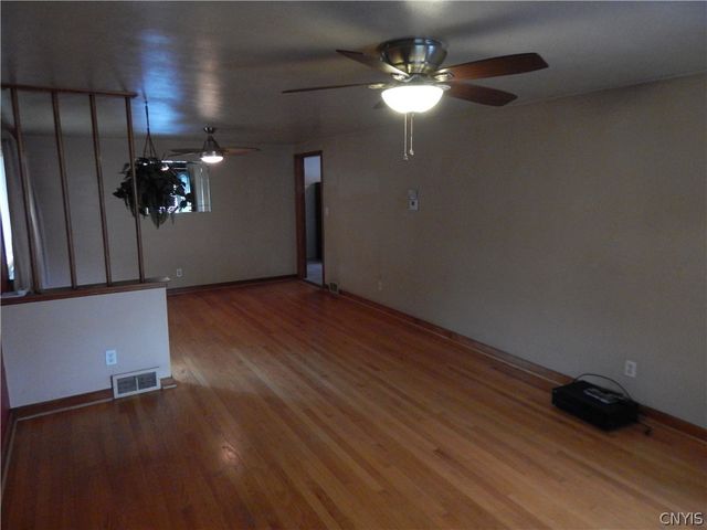 217 Briggs Street, Syracuse, NY 13208
