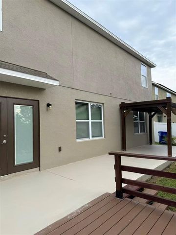 2114 ROCKMART LOOP, Tavares, FL 32778