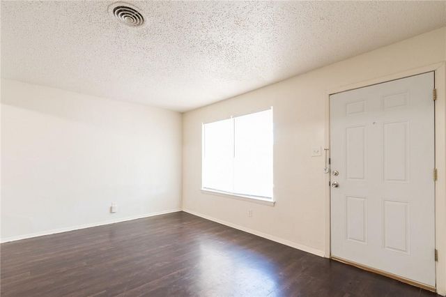 2045 Avis Circle, Mesquite, TX 75149