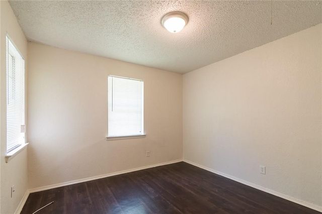 2045 Avis Circle, Mesquite, TX 75149