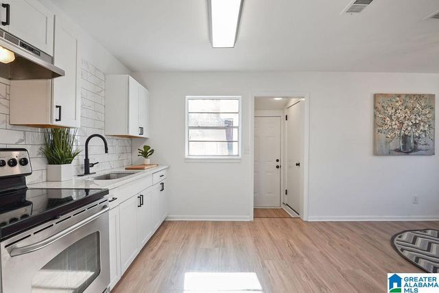 905 BURWELL STREET, Birmingham, AL 35221