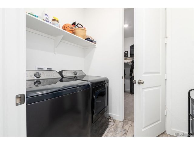 9562 Byers Peak St, Littleton, CO 80125