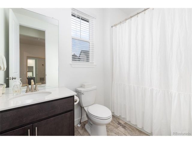 9562 Byers Peak St, Littleton, CO 80125